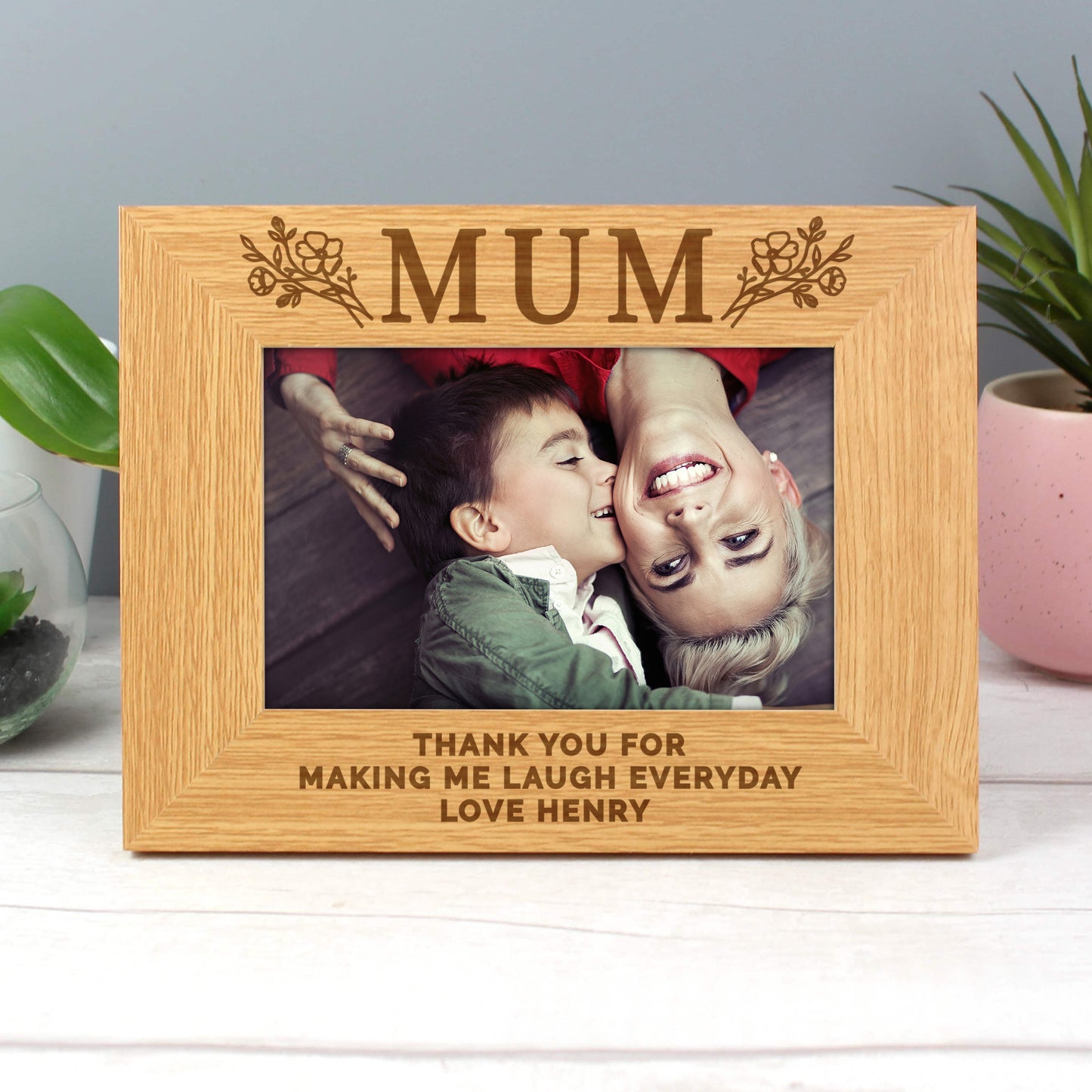 Personalised Floral Mum 4x6 Oak Finish Photo Frame